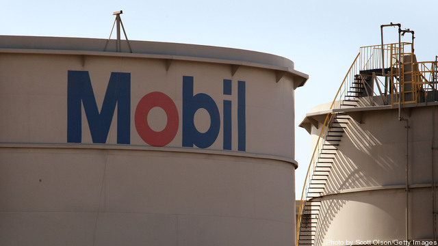 Exxon Posts Lower Net Revenue On Refining Costs