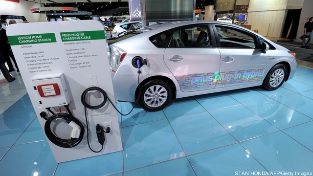 Toyota Prius plug-in hybrid car with mod