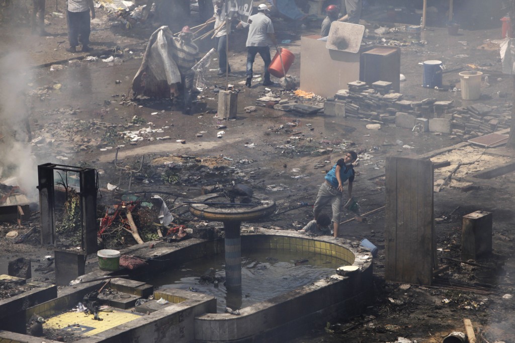 Many Feared Dead As Egyptian Security Forces Clear Cairo Protest Camps