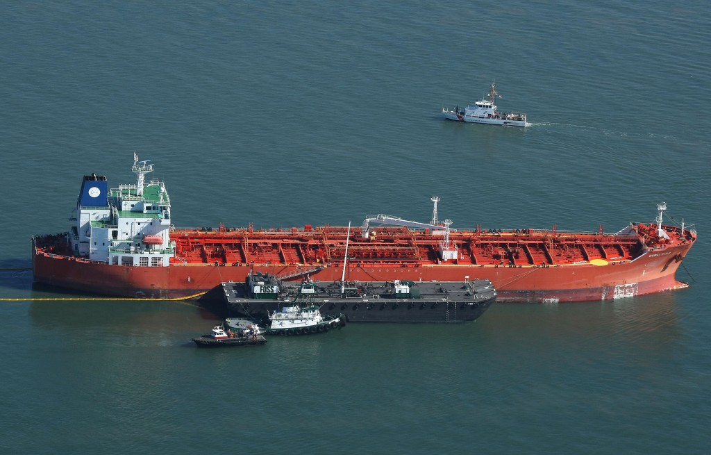 Tanker Spills Oil Into San Francisco Bay