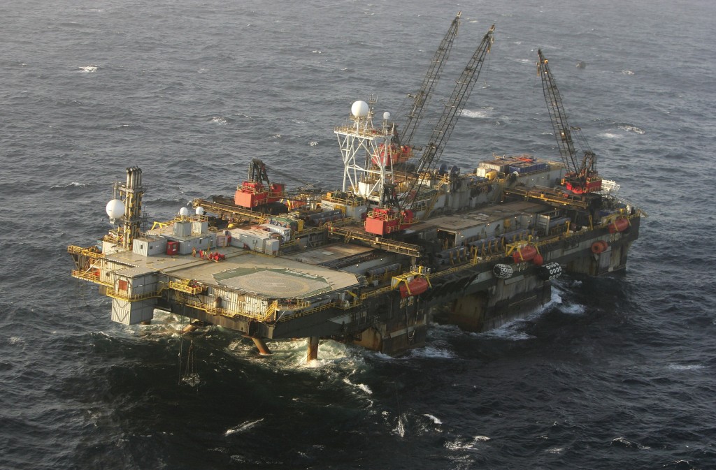 Norwegian-UK Gas Pipeline Laid In the North Sea