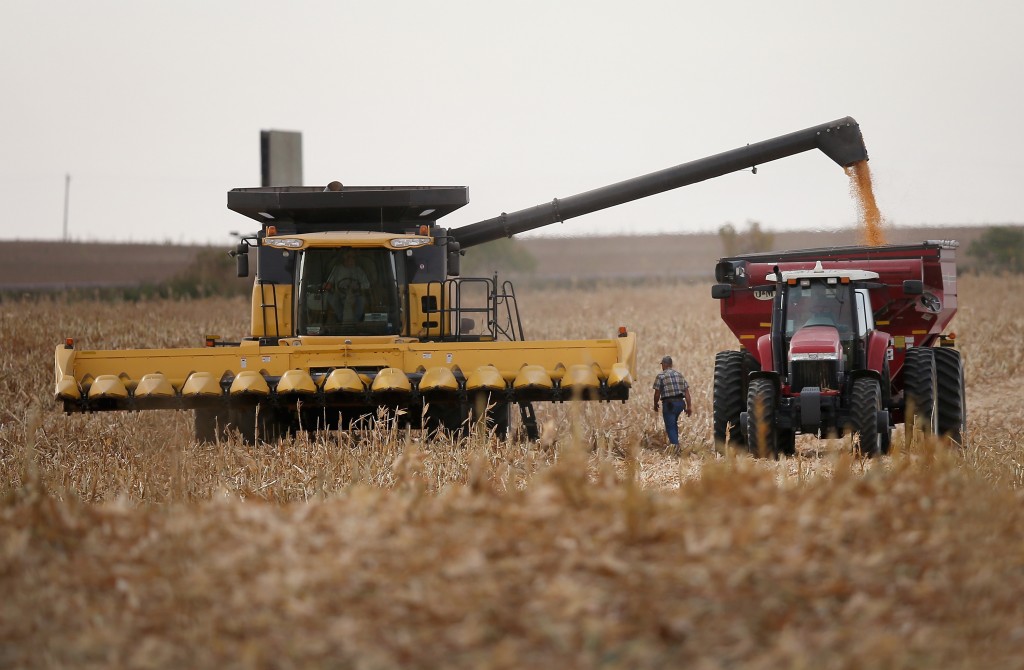 U.S. Farm Earnings Drop 14.6 Percent In Third Quarter AFter A Decline In Output