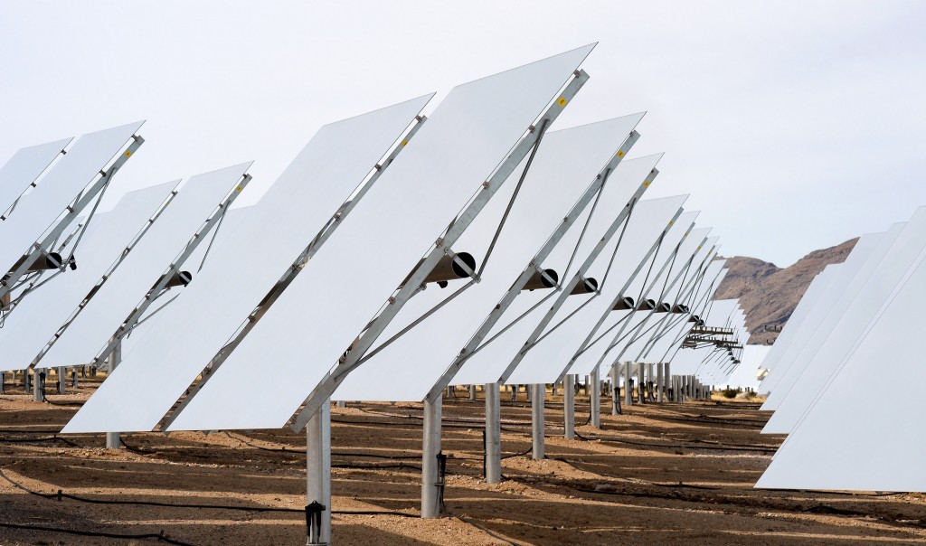 Massive Solar Electricity Plant Provides Power To California Homes