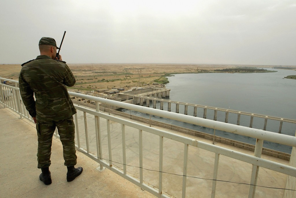 Soldiers Guard Hiditha Dam As It Undergoes Repairs