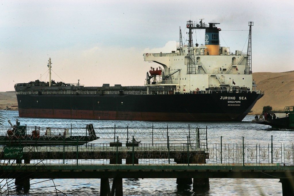 Oil Price Rise Sees Increase in Suez Canal Traffic