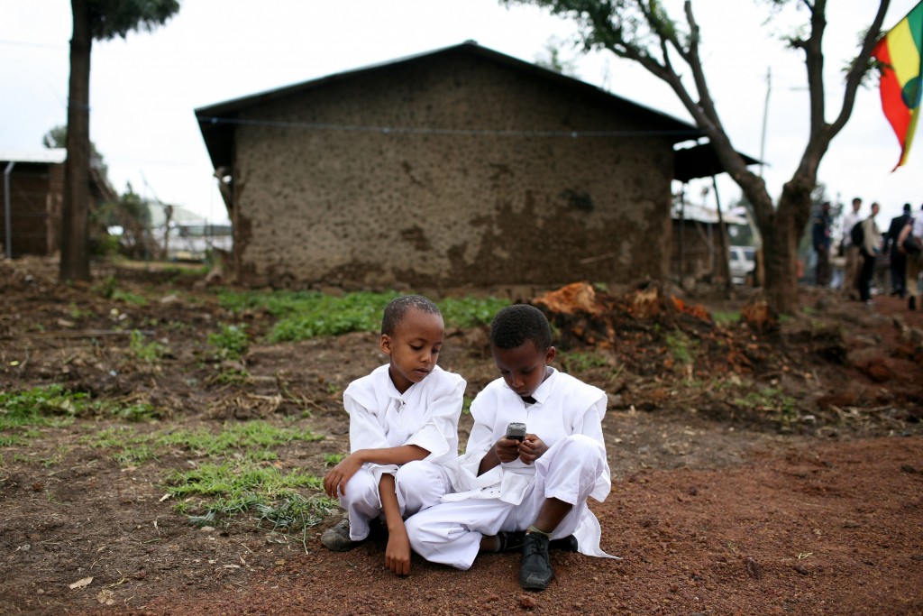 Bill Clinton Visits Clinton Foundation Projects In Africa