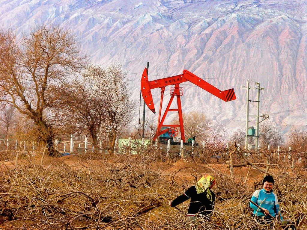 CNPC Buys Oil Company PetroKazakhstan For US$4b
