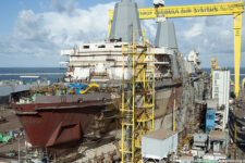Engine Maker ‘At Risk;’ Wants Navy Help