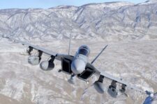 Pentagon Launches Electronic Warfare Study: Growler Line At Stake