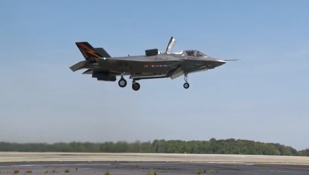 Marine’s F-35B Executes Its First Vertical Takeoff; Straight Up Cool But…