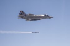 F-35 Launches First Air To Air Missile; Concurrency Costs Plunge $500 Million