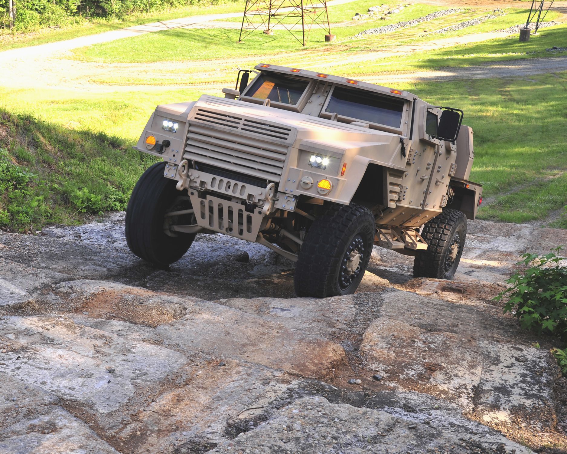 JLTV Wracked By ‘Perfect Storm’ Of CR, Shutdown, Sequester: Uncertainty Rules