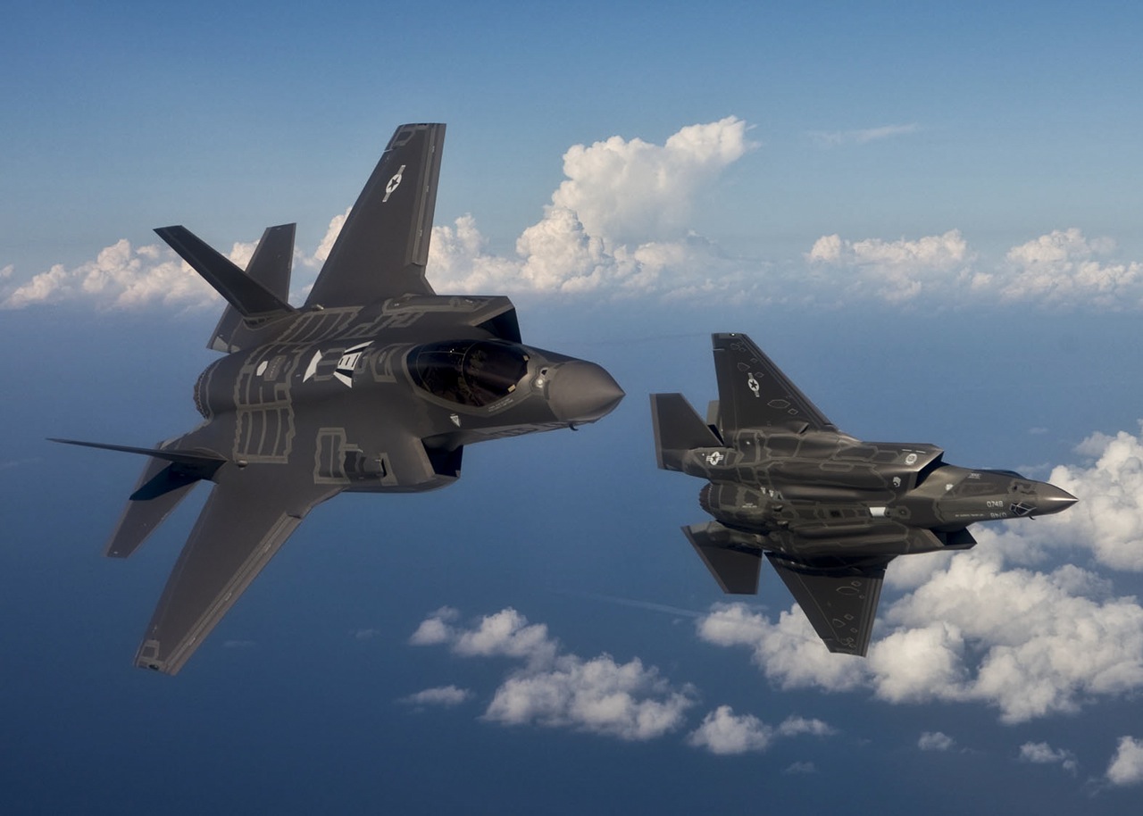 F22vs F 35