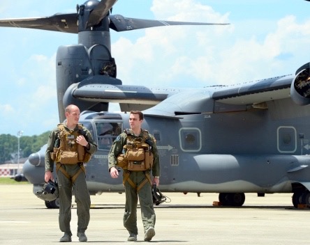 MacKay Trophy For AFSOC Osprey Crews: A Tale Of Bullet Riddled Planes - Breaking Defense