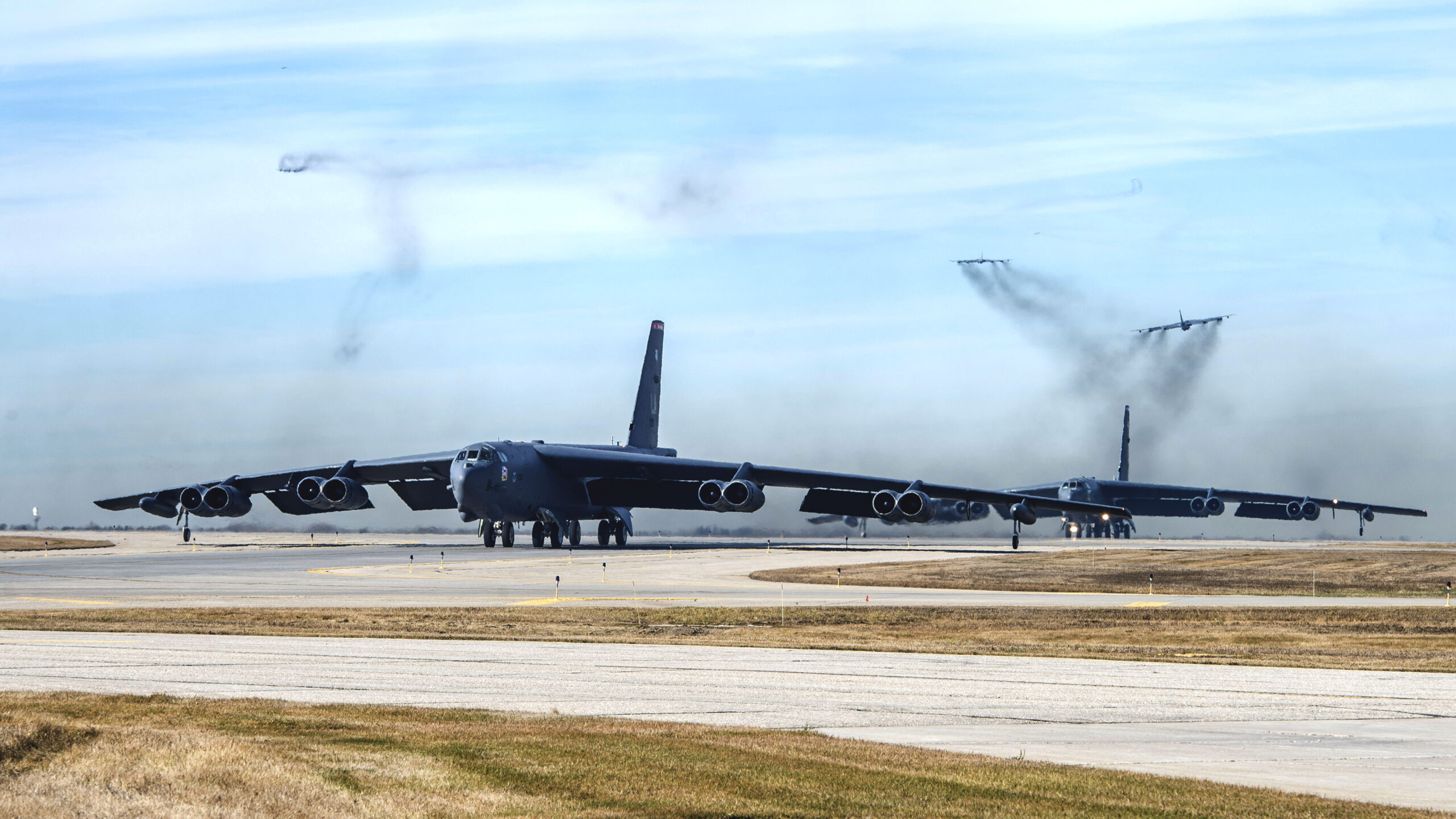Air Force Leaders Dodge On Trump ‘Space Force’; Up To $8B To Reengine B-52