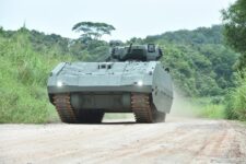 Heavy Competition For Light Tank: SAIC & Singapore Vs. BAE, GDLS