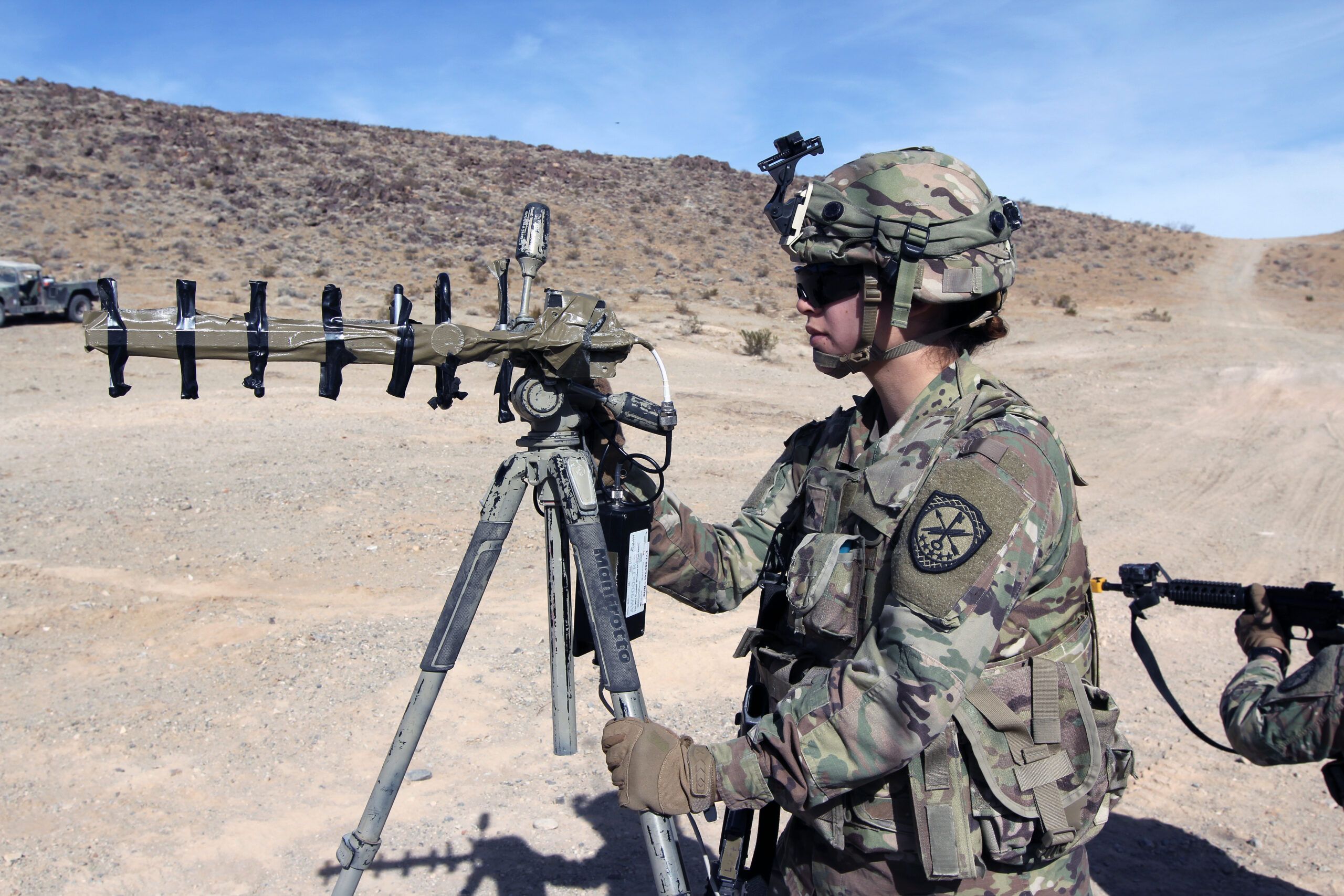 Digital Stiletto: Army Pursues Precision Electronic Warfare - Breaking  Defense