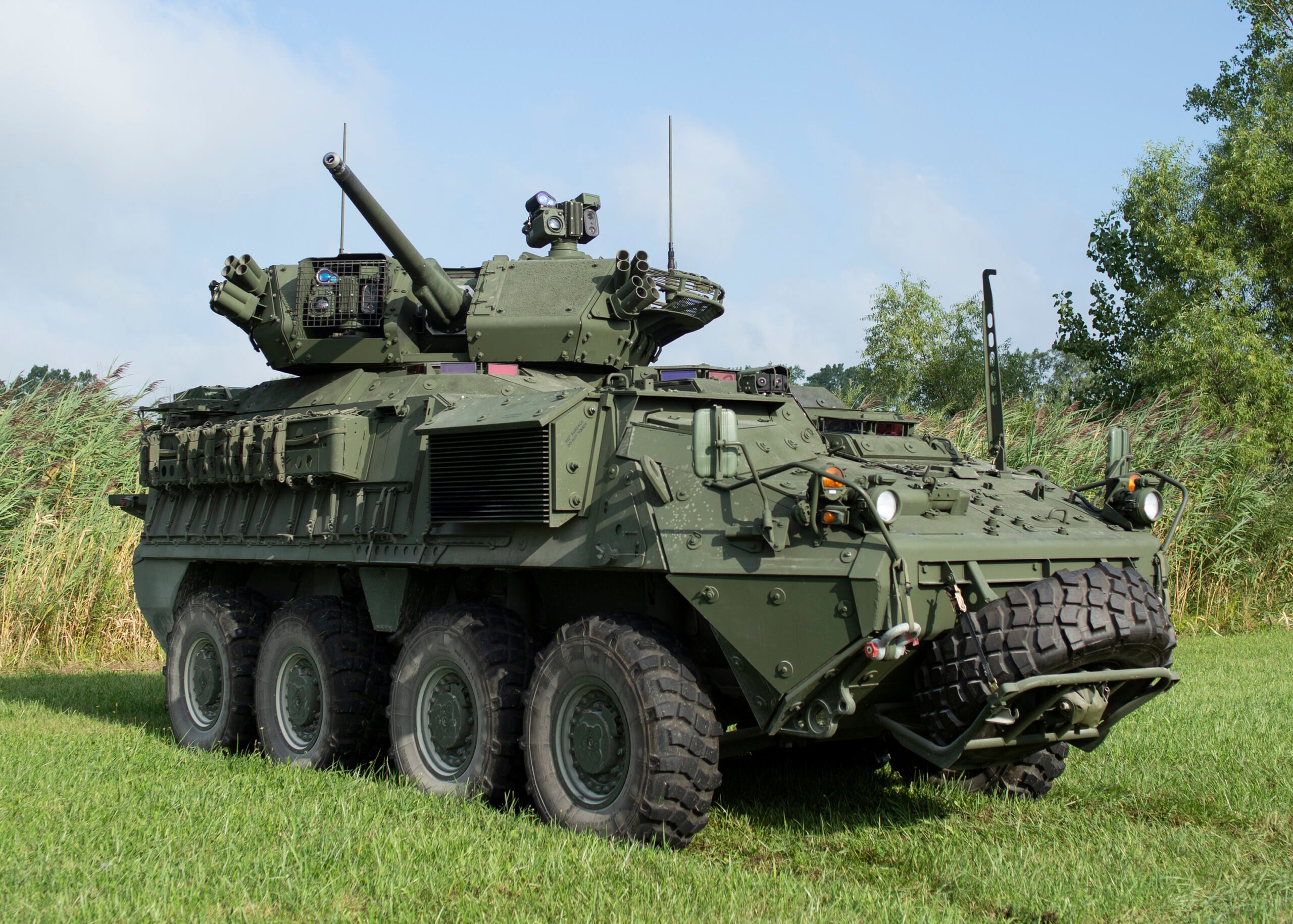 Army Reassures Anxious Industry Over Stryker Cannon Competition - Breaking  Defense