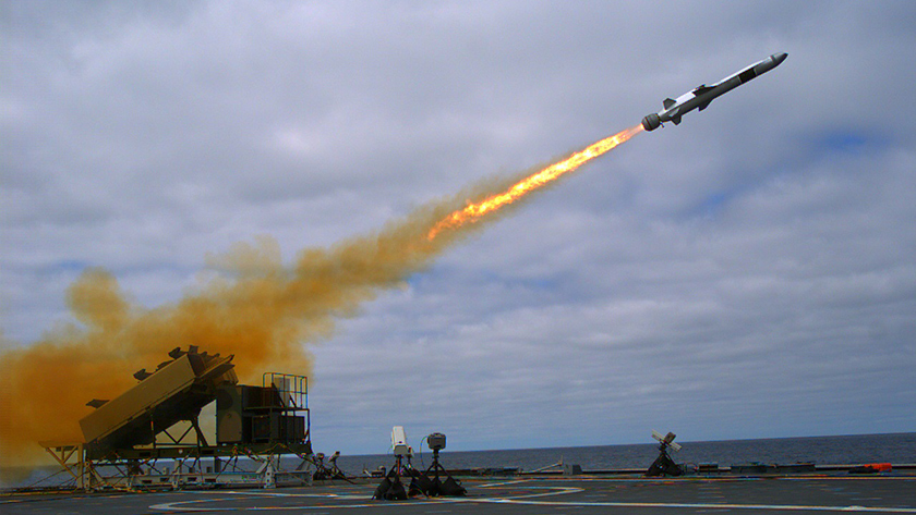 Navy Plans Ship-Killer Missiles On Amphib Ships