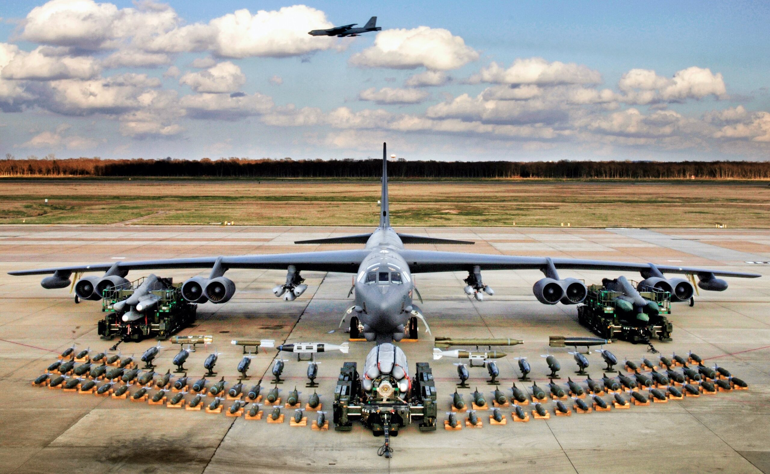 Firms Rev Up For B-52 Re-Engine Battle