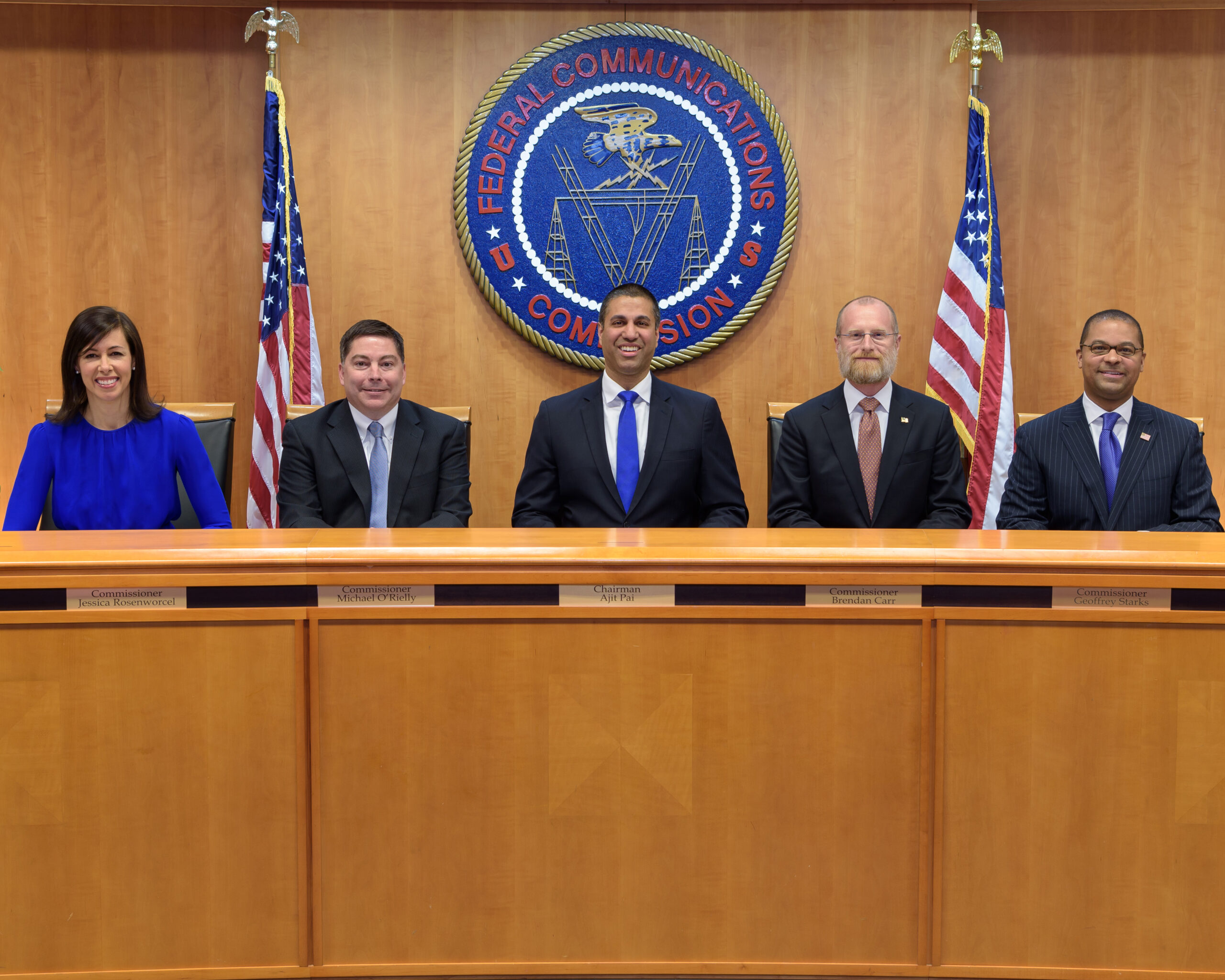 FCC Cracks Under Hill Pressure On Ligado 5G Network