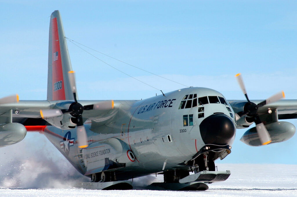 Eye On Arctic, Congress Pushes More C-130Js; Including Ski Planes - Breaking Defense