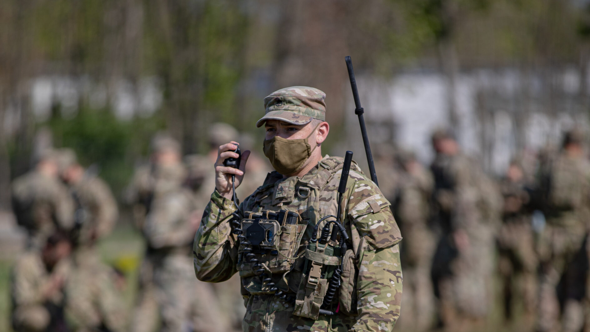 Army launching ‘as-a-service’ radio pilot as it rethinks buying processes