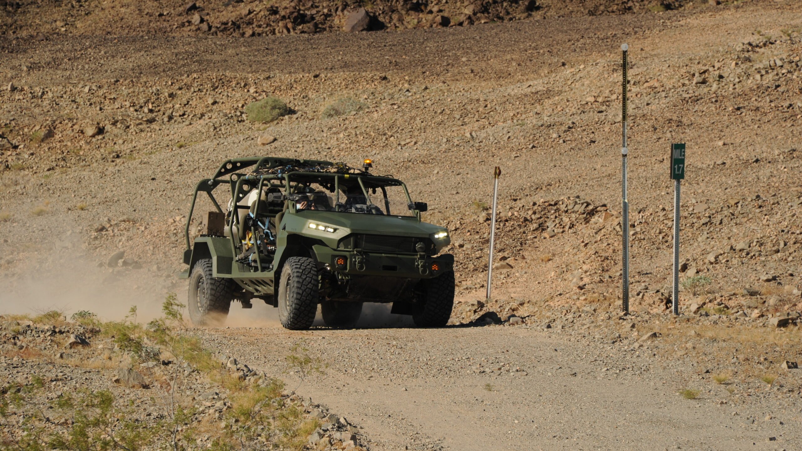 Army defends new squad vehicle after blistering combat review