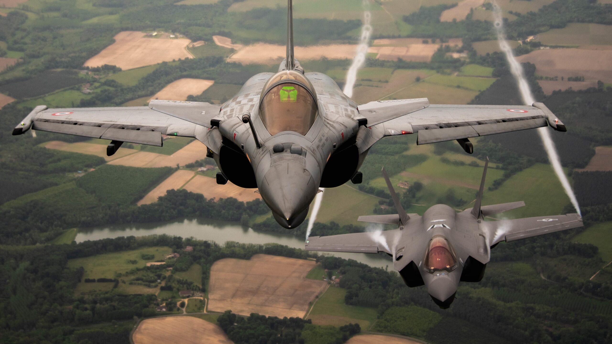 French Air Force No. 2 pushing for greater Rafale-JSF