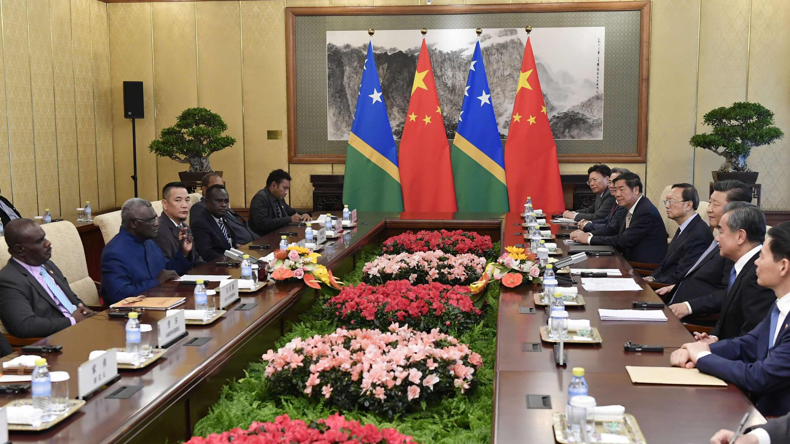 Solomon Islands PM Meets Xi in Beijing