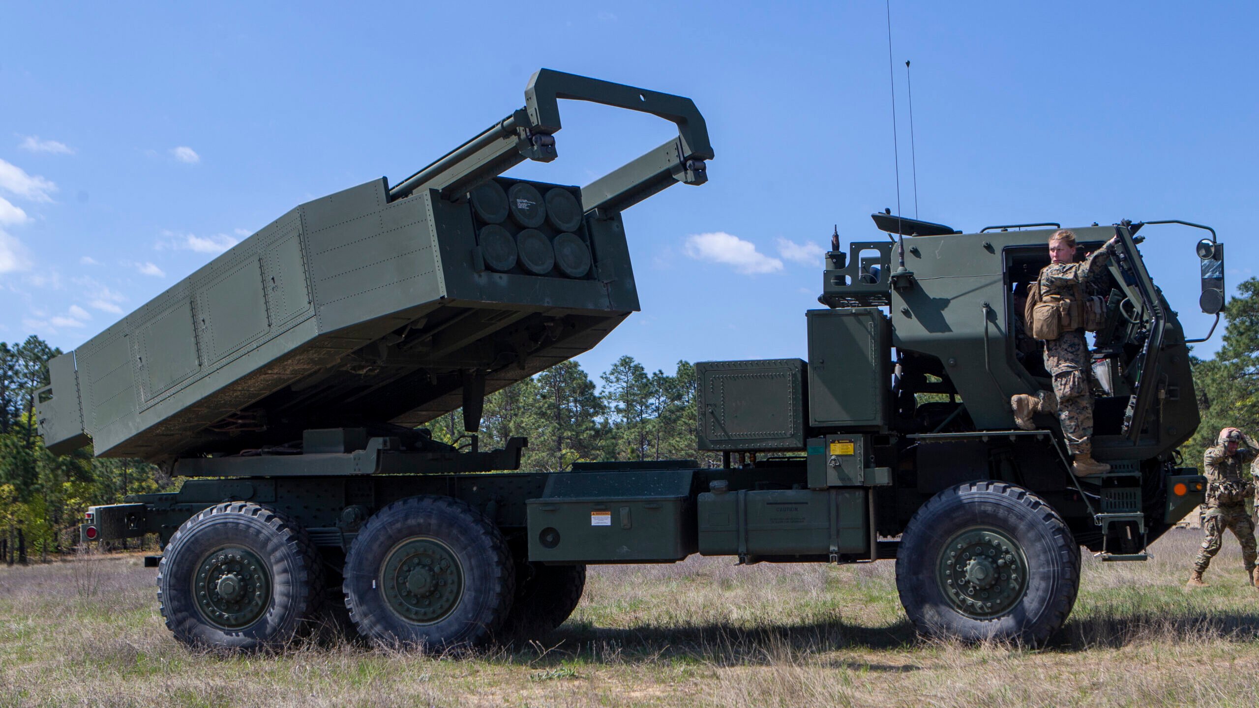 US to provide 4 HIMARS systems to Ukraine in latest $700M arms package -  Breaking Defense