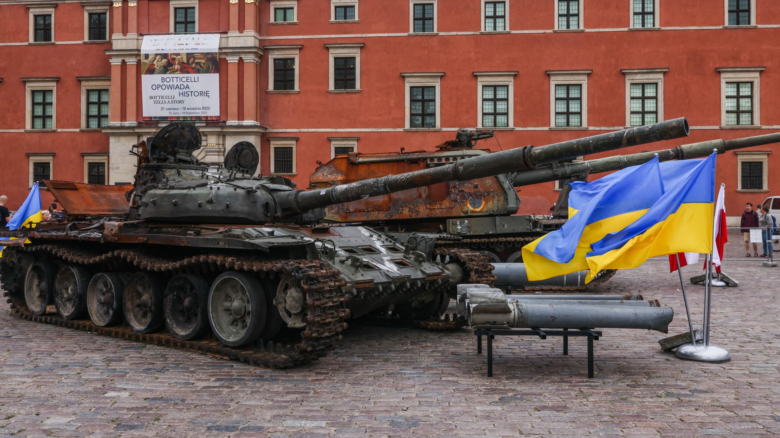 Damaged Russian Tanks On Show In Warsaw