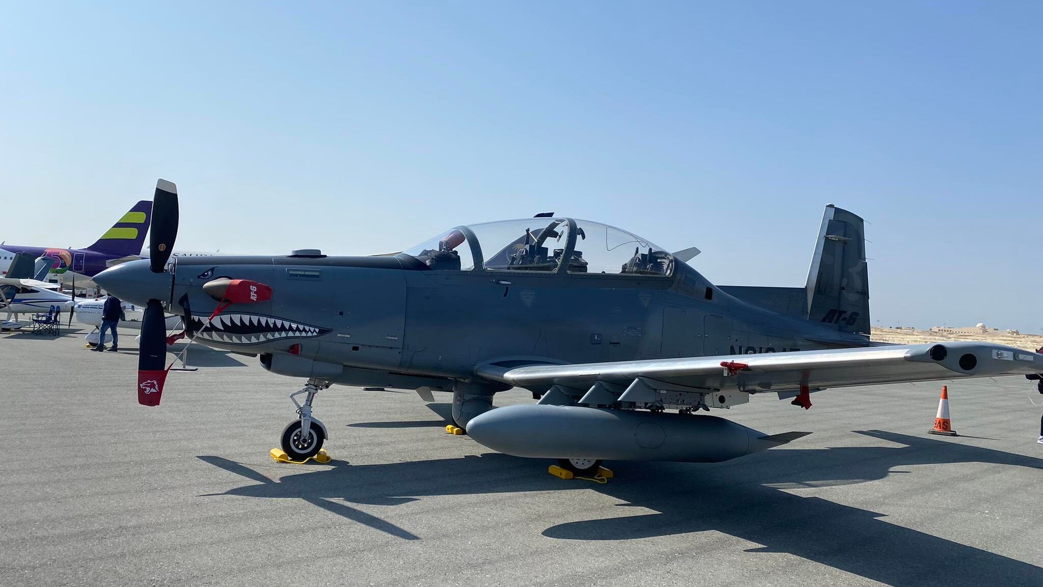 Tunisian Air Force receives first of 8 T-6C trainers from Textron