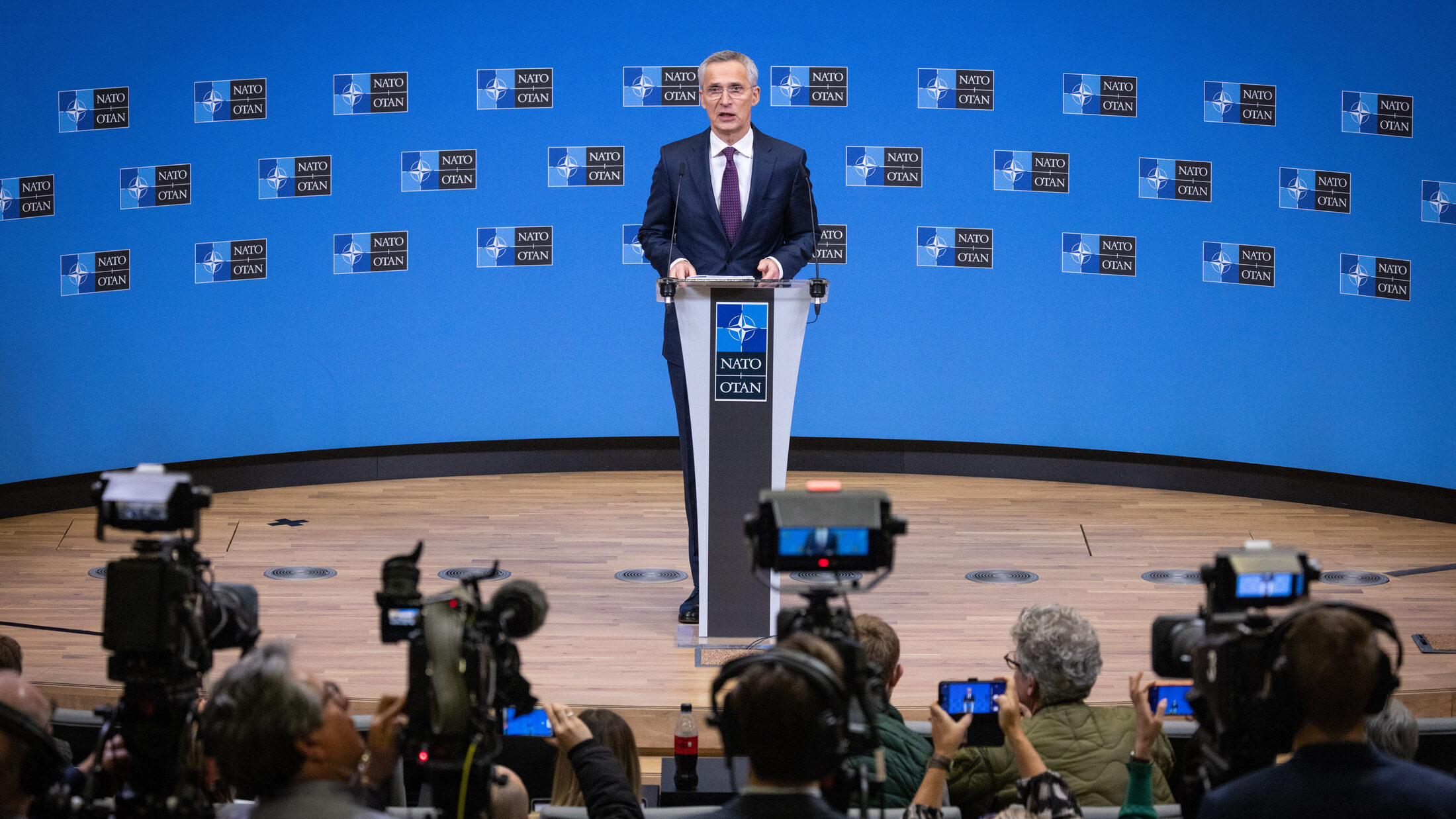 NATO vows more ammo and ‘additional capabilities’ to boost Ukraine spring offensive - Breaking Defense