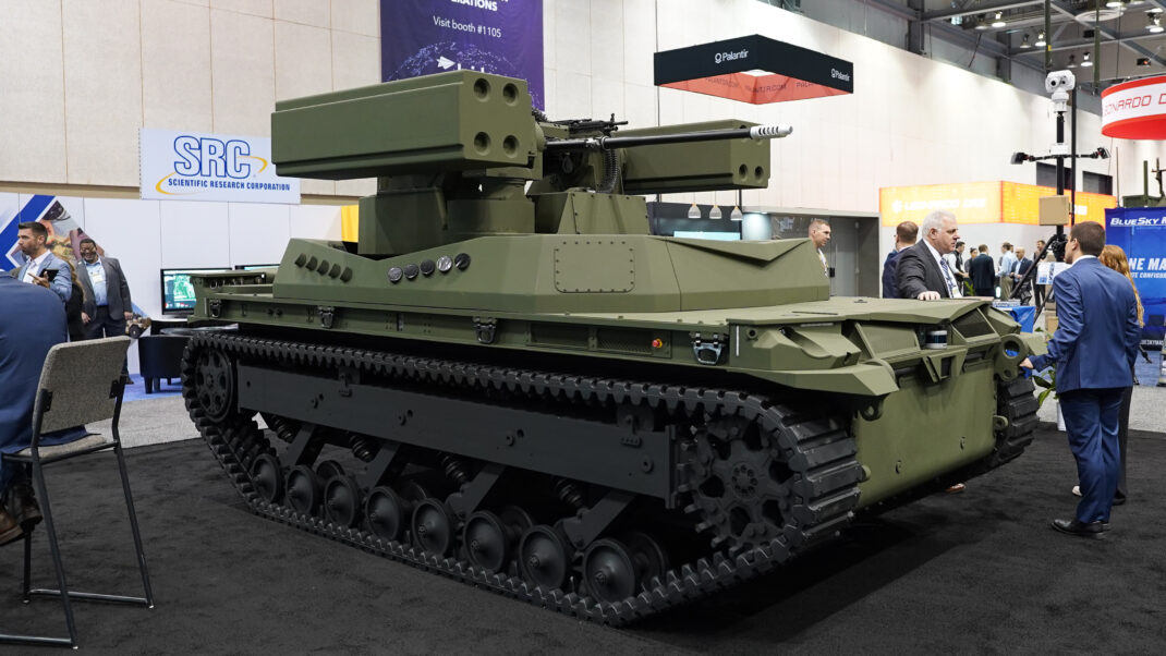 The sights of AUSA Global Force day 1 [PHOTOS] Breaking Defense