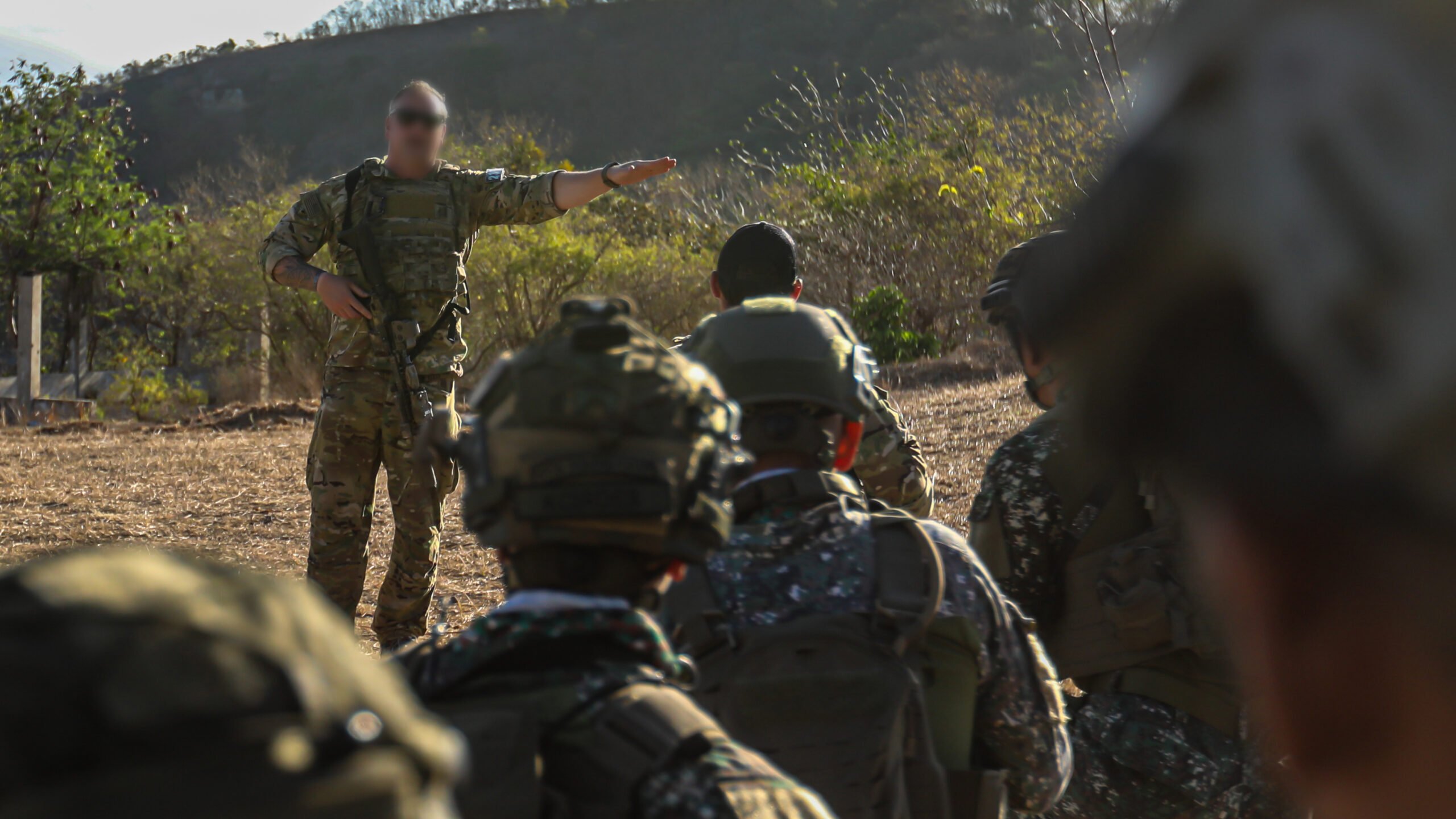 1st SFG (A) trains with Armed Forces of the Philippines