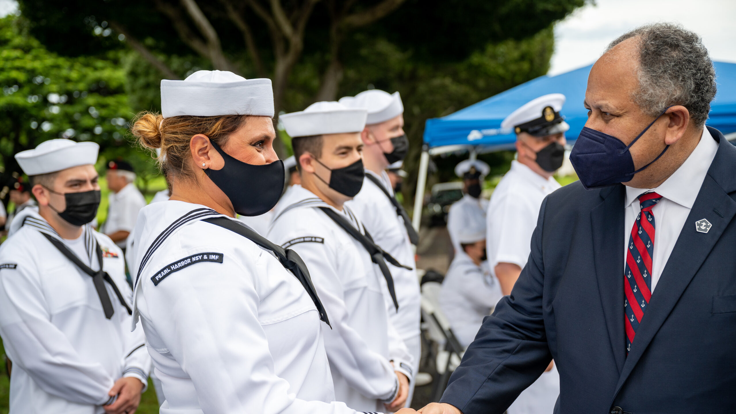 Navy’s Del Toro balks at lawmakers’ shipbuilding plan demand, will ‘meet’ amphib needs