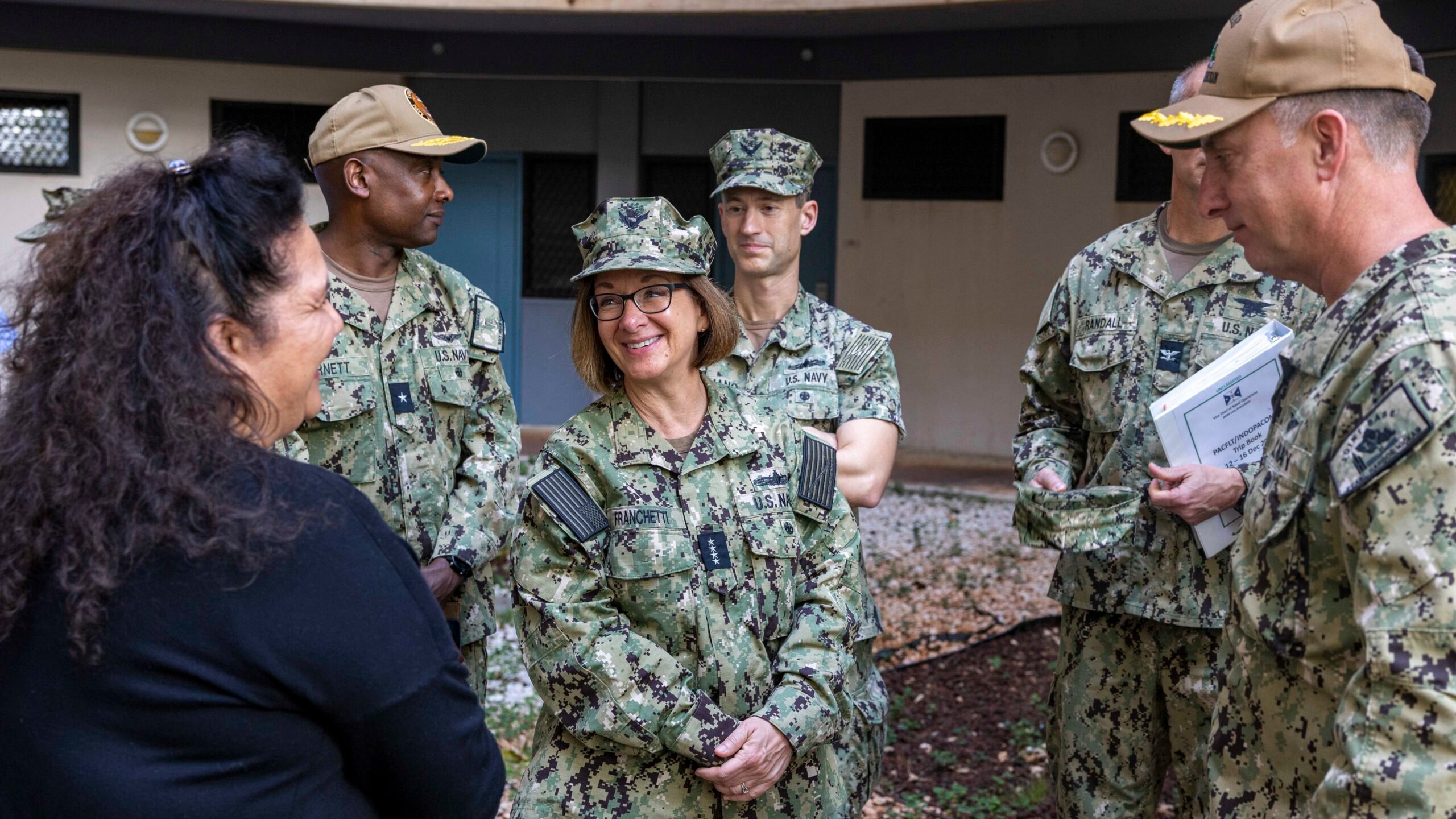 Vice Chief of Naval Operations Tours Sailor’s Housing on Joint Base Pearl Harbor-Hickam