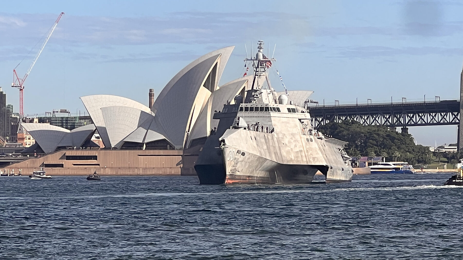 USS Canberra Arrives Sydney for Commissioning