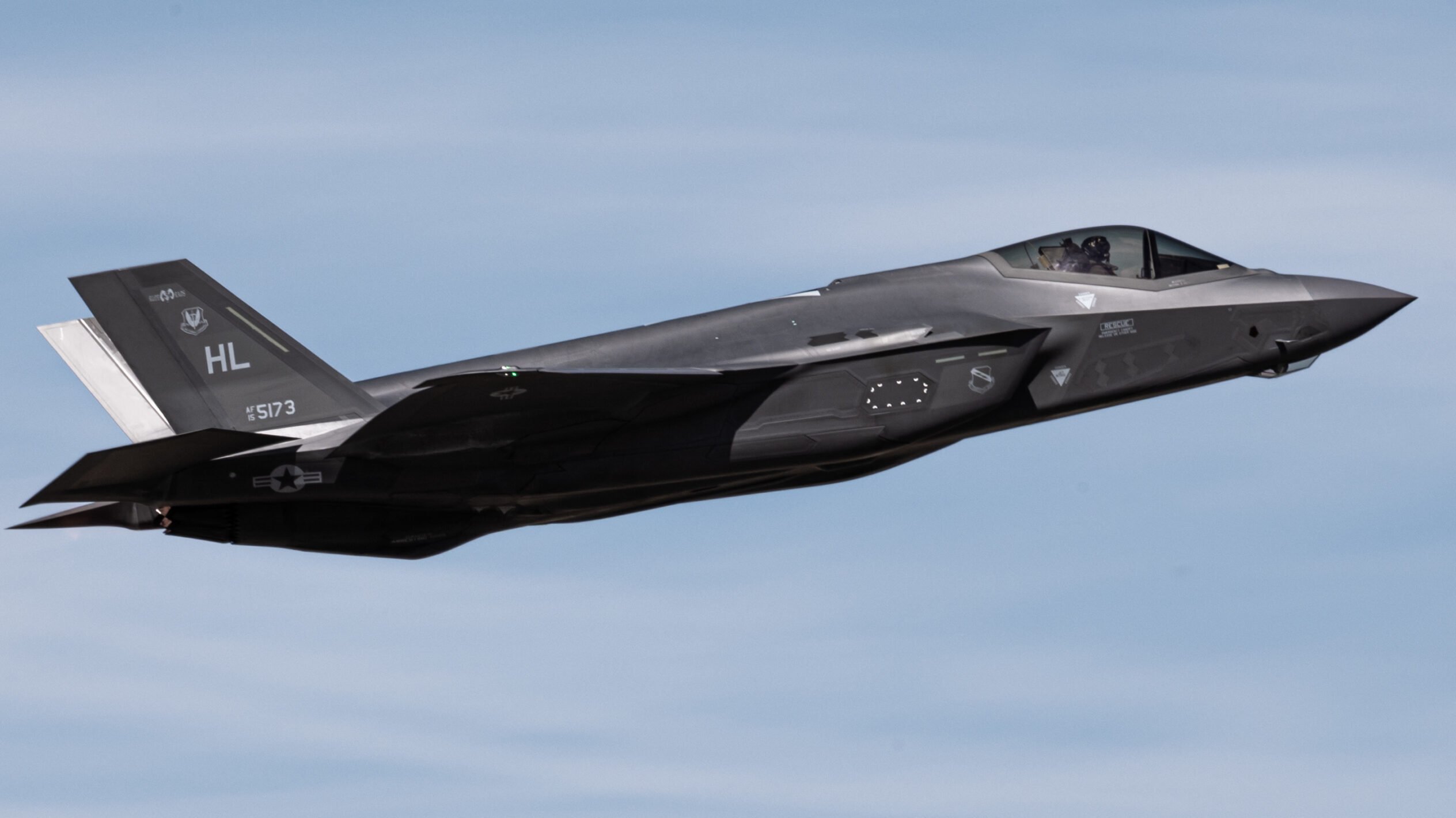 Race for new F-35 cooling system heats up, as DoD won’t rule out competition