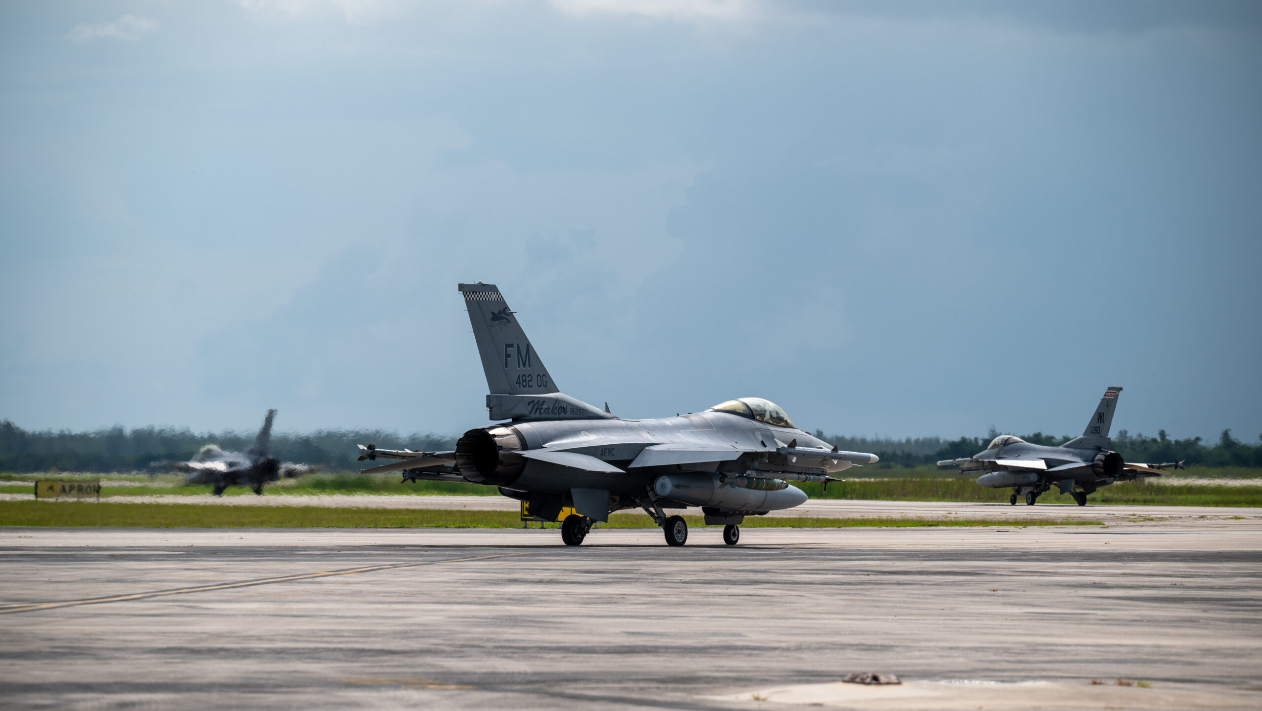 Three F-16s Taxiing