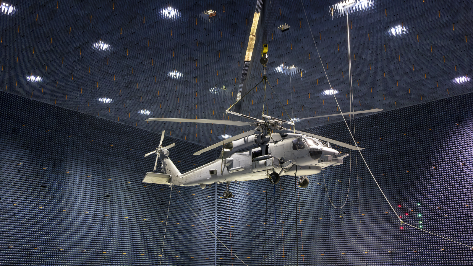 Lockheed announces successful test of helo-mounted, Navy-bound electronic warfare system