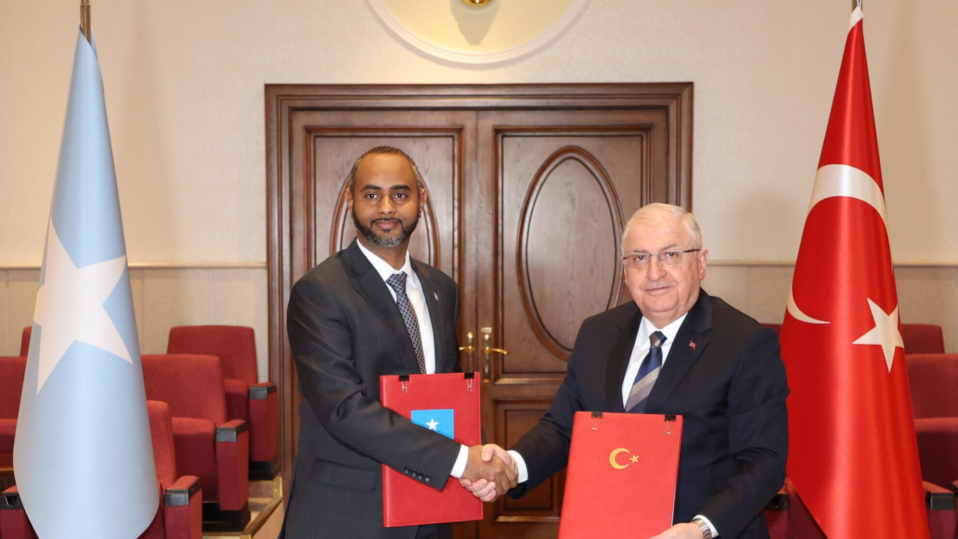 Meeting between Yasar Güler and Abdulkadir Mohamed Nour in Ankara