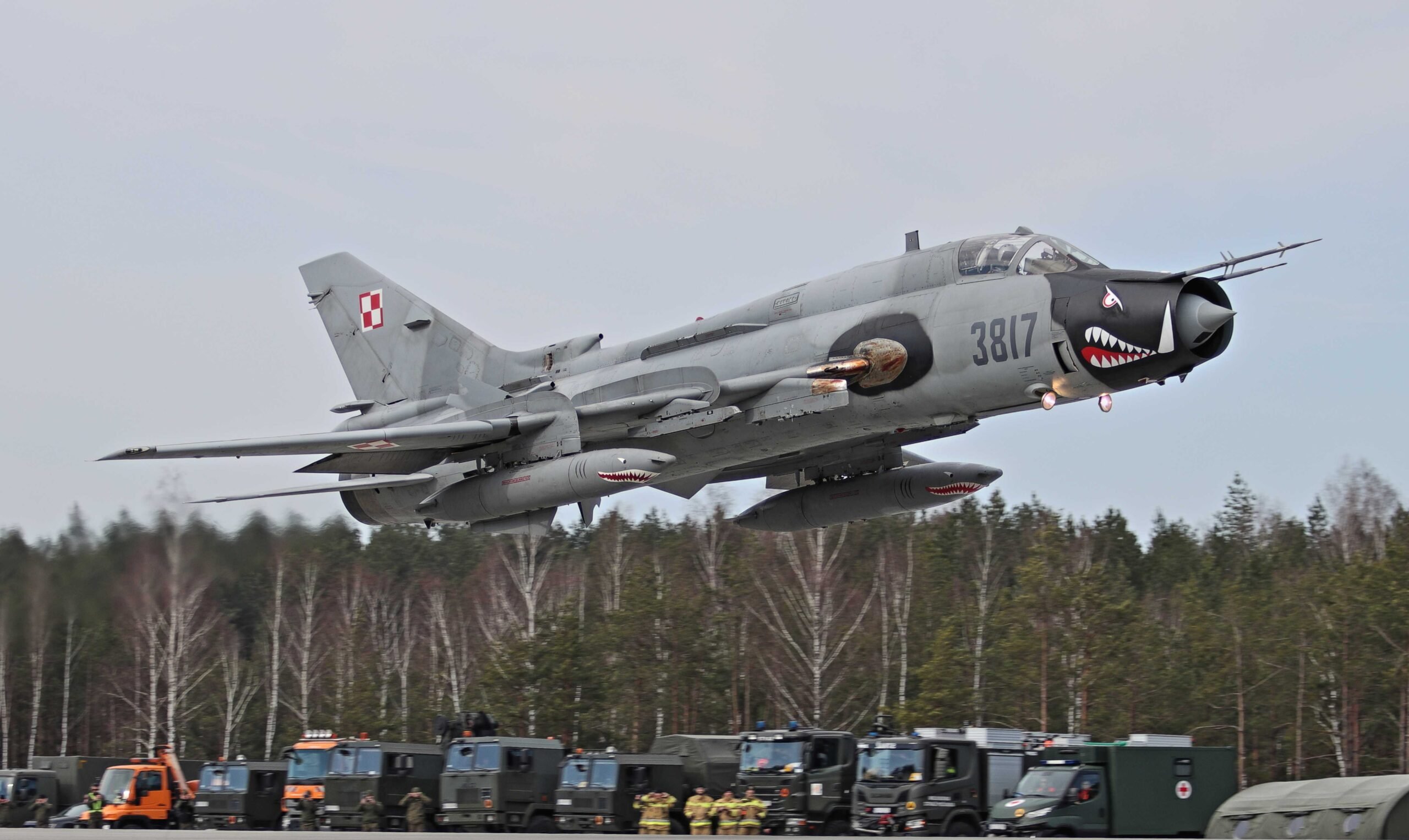 In Poland, jets return to the road – with Italian friends in tow