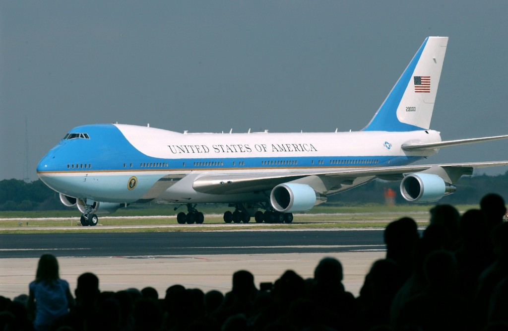 Air-Force-One-VC-25-1024x667